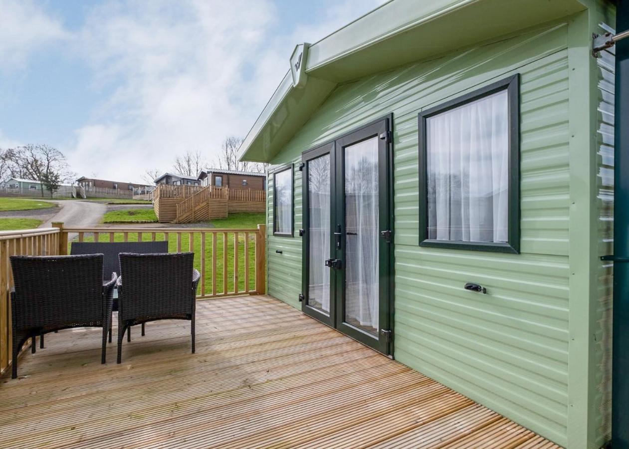 Отель Docker Holiday Park Карнфорт Экстерьер фото